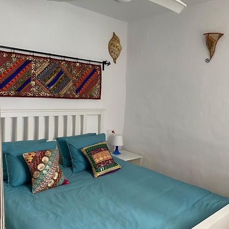 Cheerful One Bedroom Townhouse With Patio Archez Luaran gambar