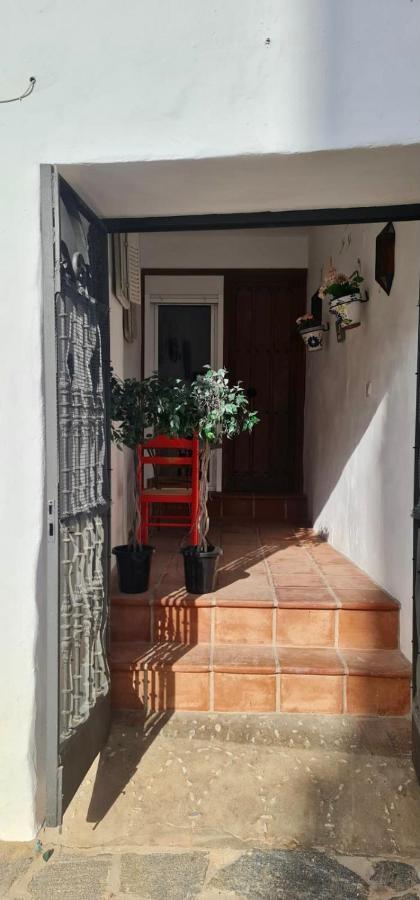 Cheerful One Bedroom Townhouse With Patio Archez Luaran gambar