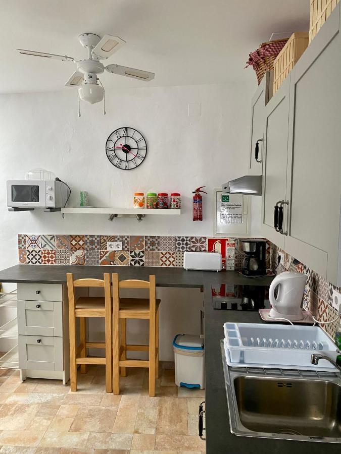 Cheerful One Bedroom Townhouse With Patio Archez Luaran gambar